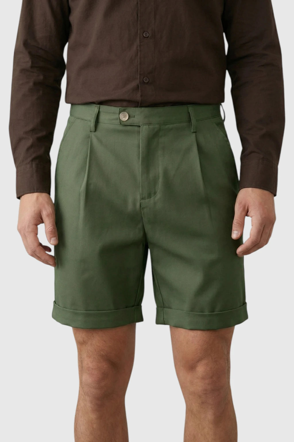 Herreshorts med læg og lommer – grøn og alsidige