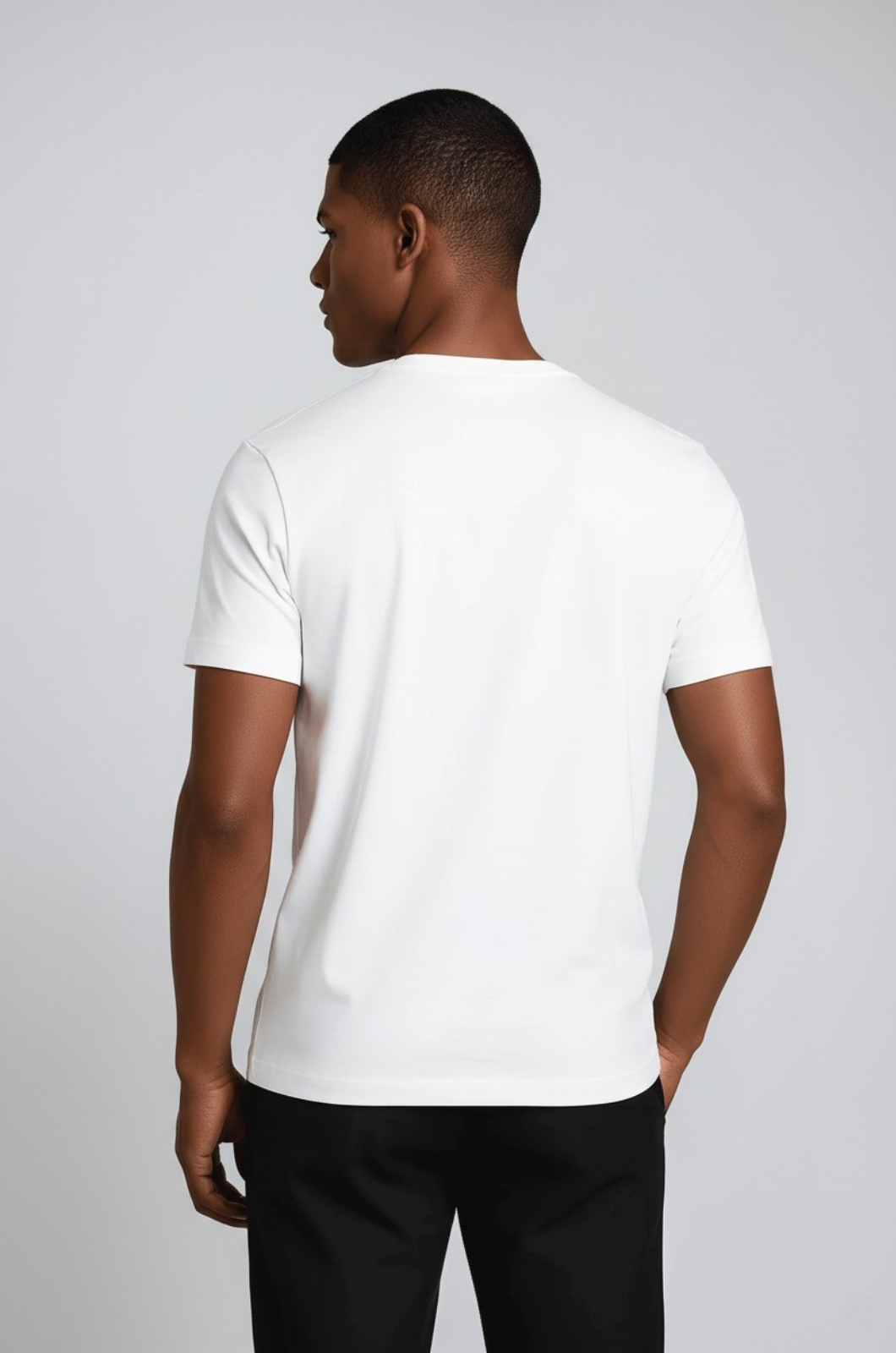 Hvid Slim-Fit T Shirt Herre til Mænd - - Herre T-shirts - Valmont Wear