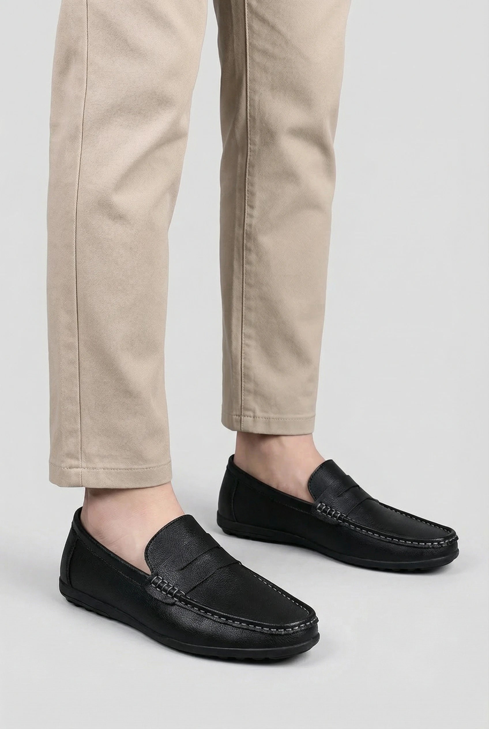 Sorte slip-on penny loafers til mænd med gummisål