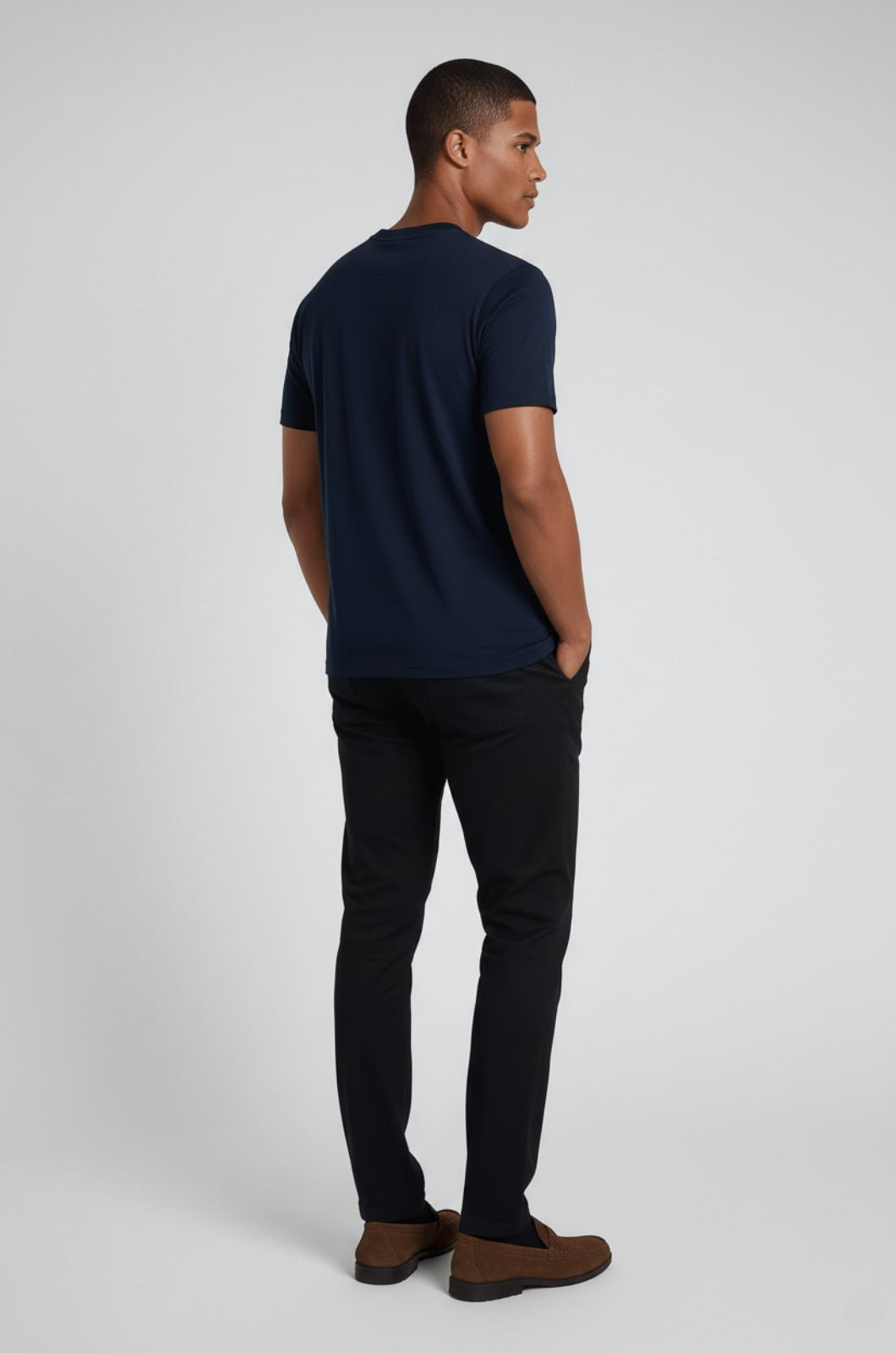Herre Slim-Fit T-Shirt i Marineblå - - Herre T-shirts - Valmont Wear