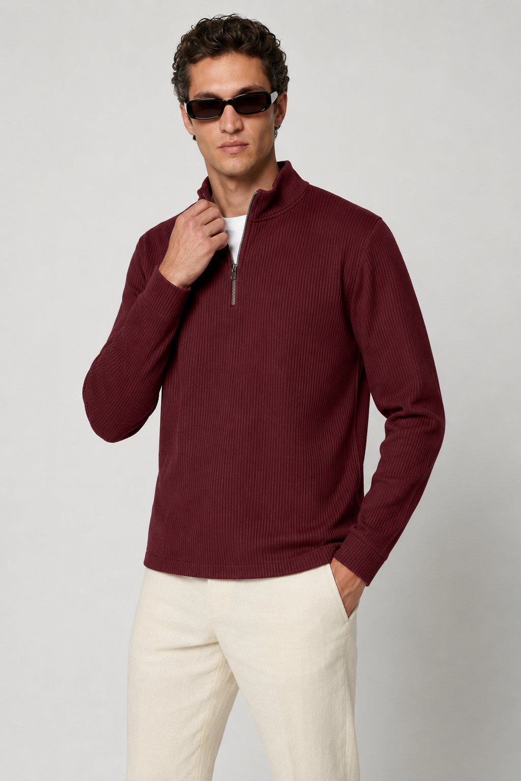 Maglione da uomo con mezza cerniera in bordeaux – Morbido maglione con collo alto classico