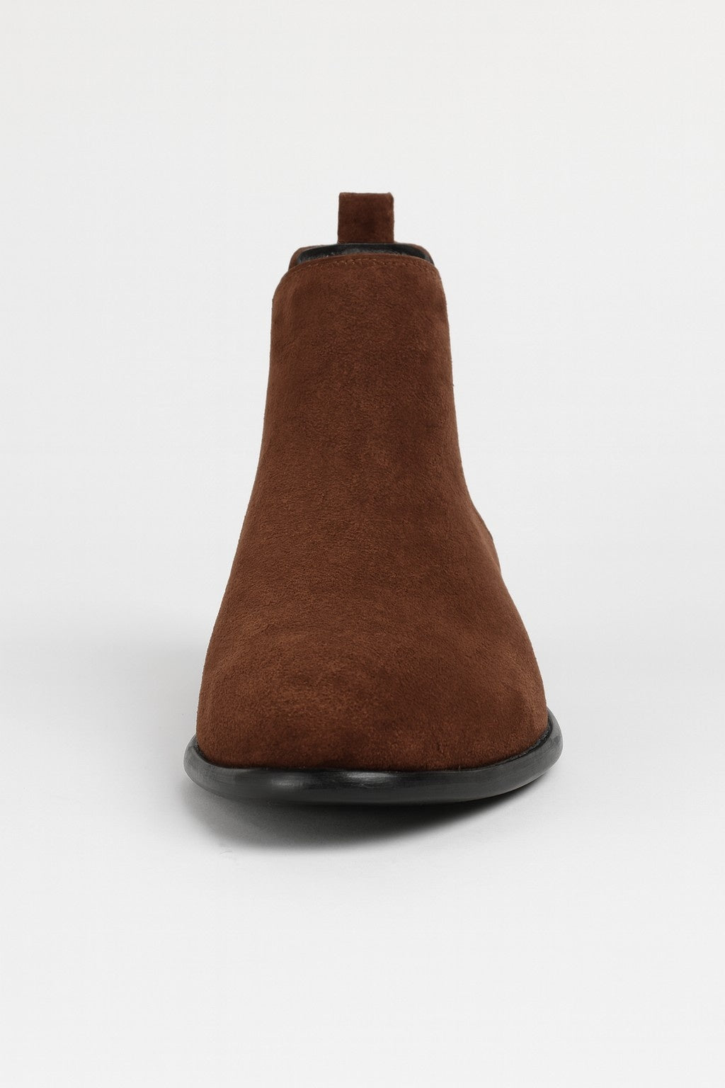 Minimalist Slip-On Chelsea Boots – Brun Ruskind-look, Elastiske Sidepaneler, Flad Hæl - - Boots - Valmont Wear