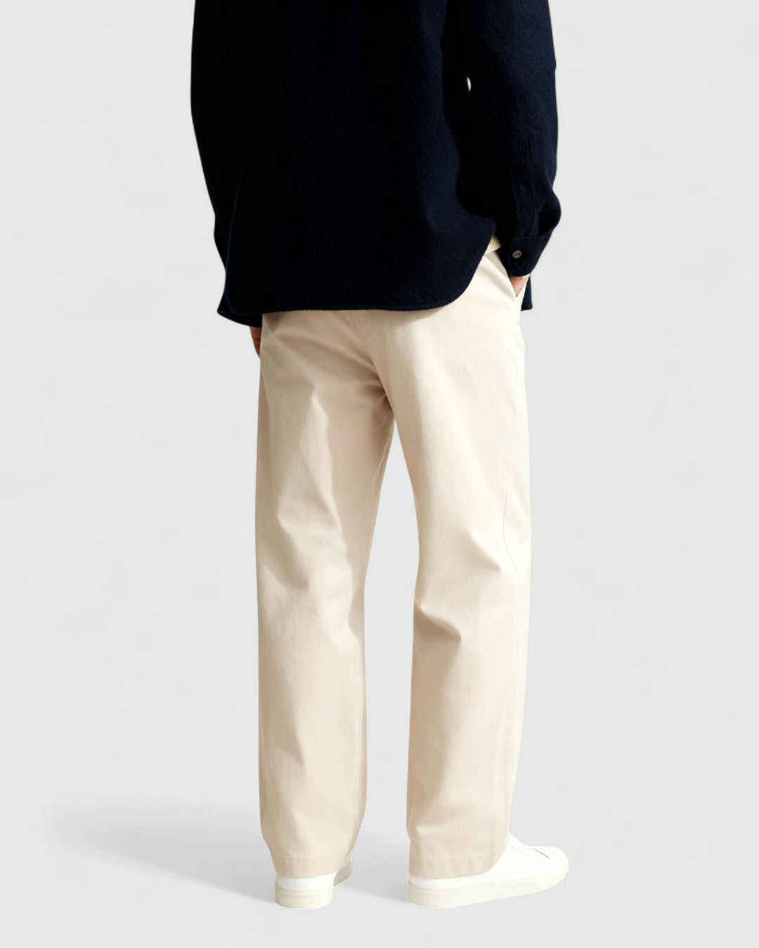 Herre Chinos i Sandy Beige – Løs Pasform - - Chinos - Valmont Wear