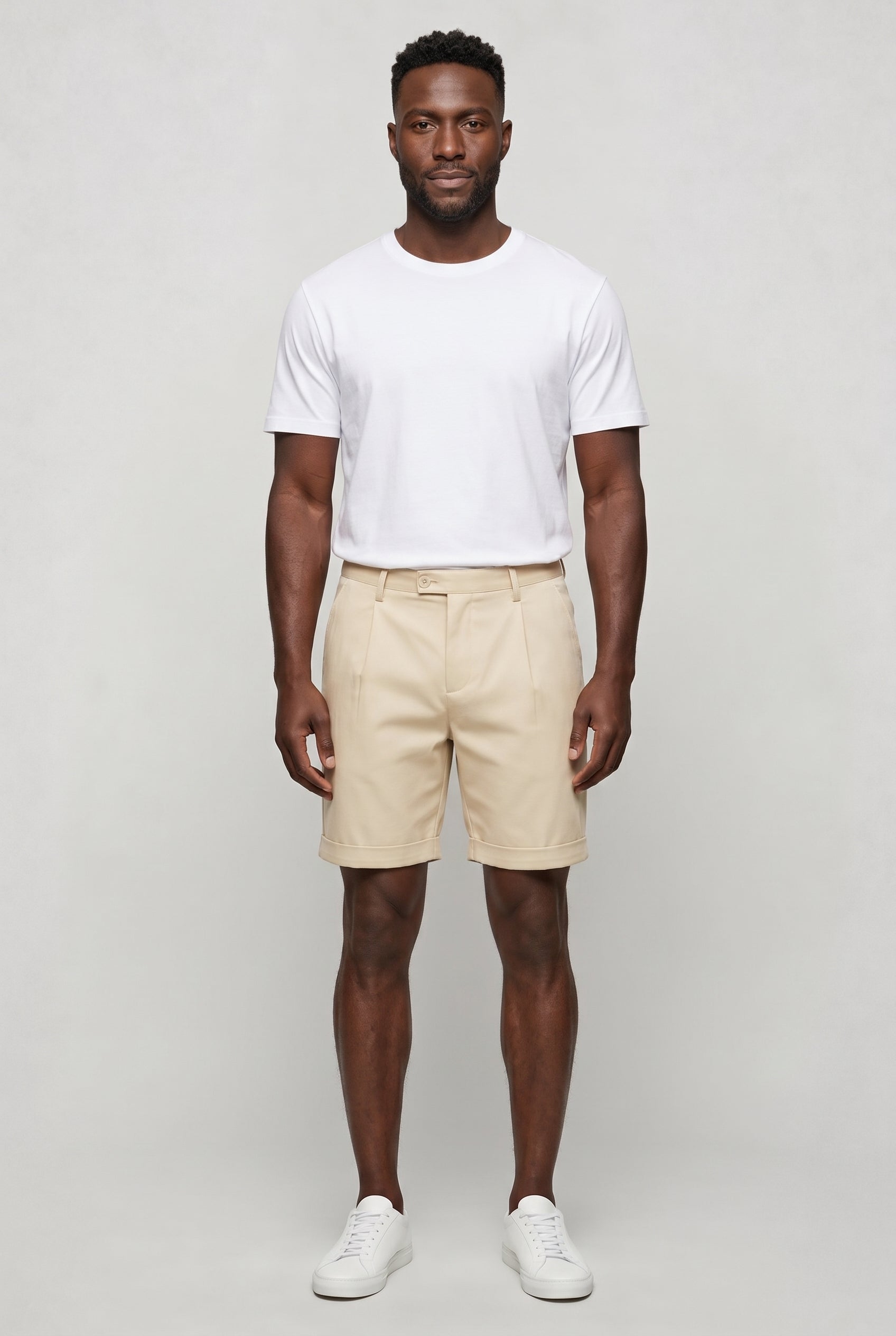 Valmont Wear beige hør shorts model hero