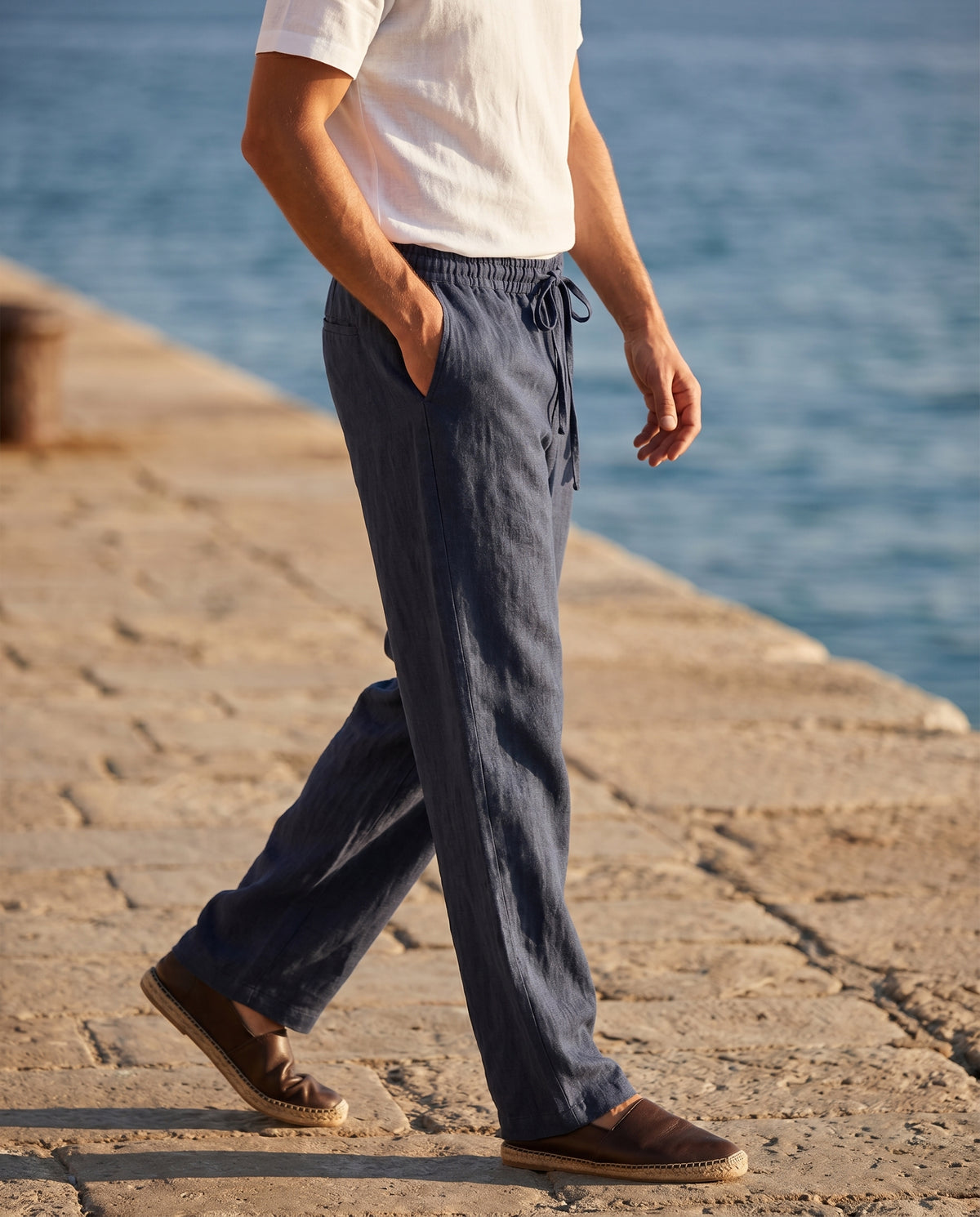 Herrebukser i linned-look marineblå — Valmont Wear