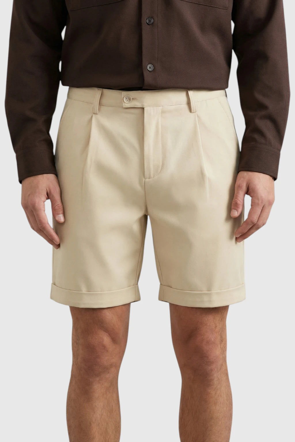 Herreshorts med læg og lommer – beige og alsidige