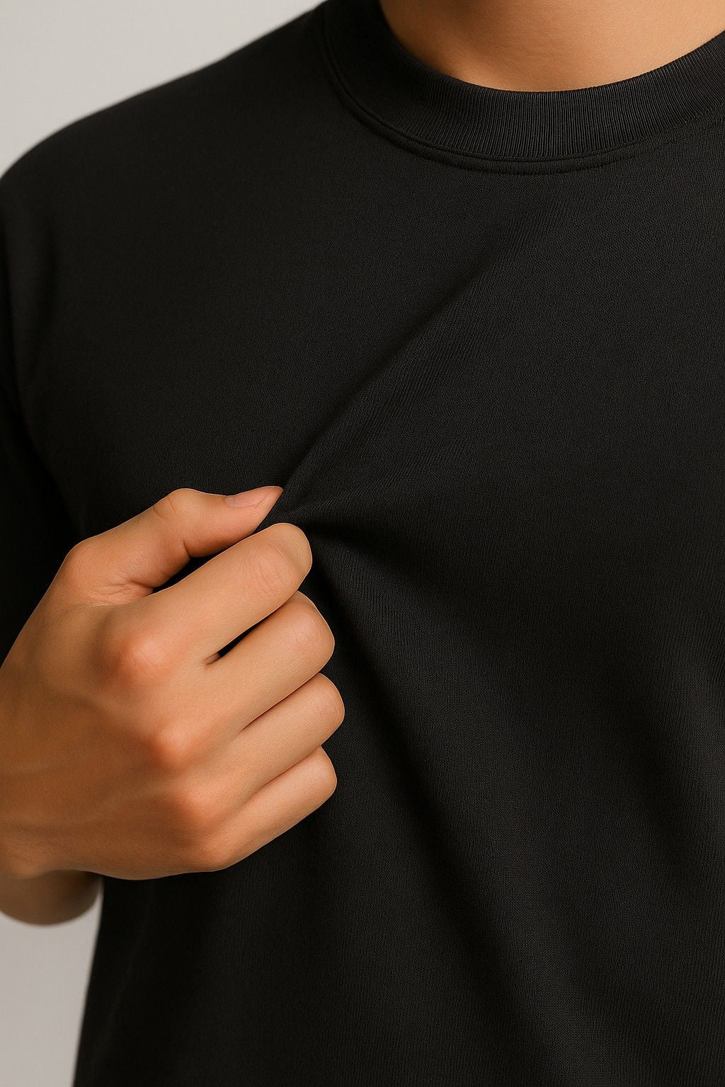Herre T-shirt i Bomuld – Åndbar Kortærmet Rund Hals – Kulsort - - Herre T-shirts - Valmont Wear