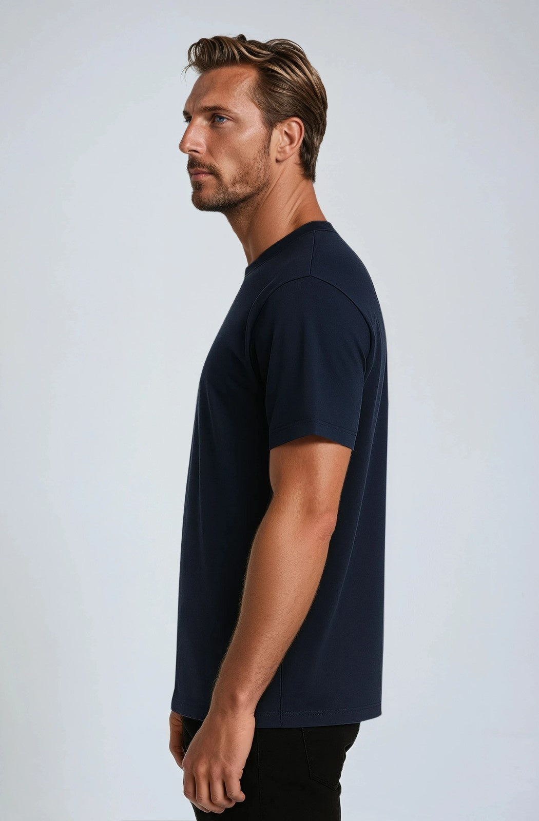 Herre T-shirt i Bomuld – Åndbar Kortærmet Rund Hals – Marineblå - - Herre T-shirts - Valmont Wear