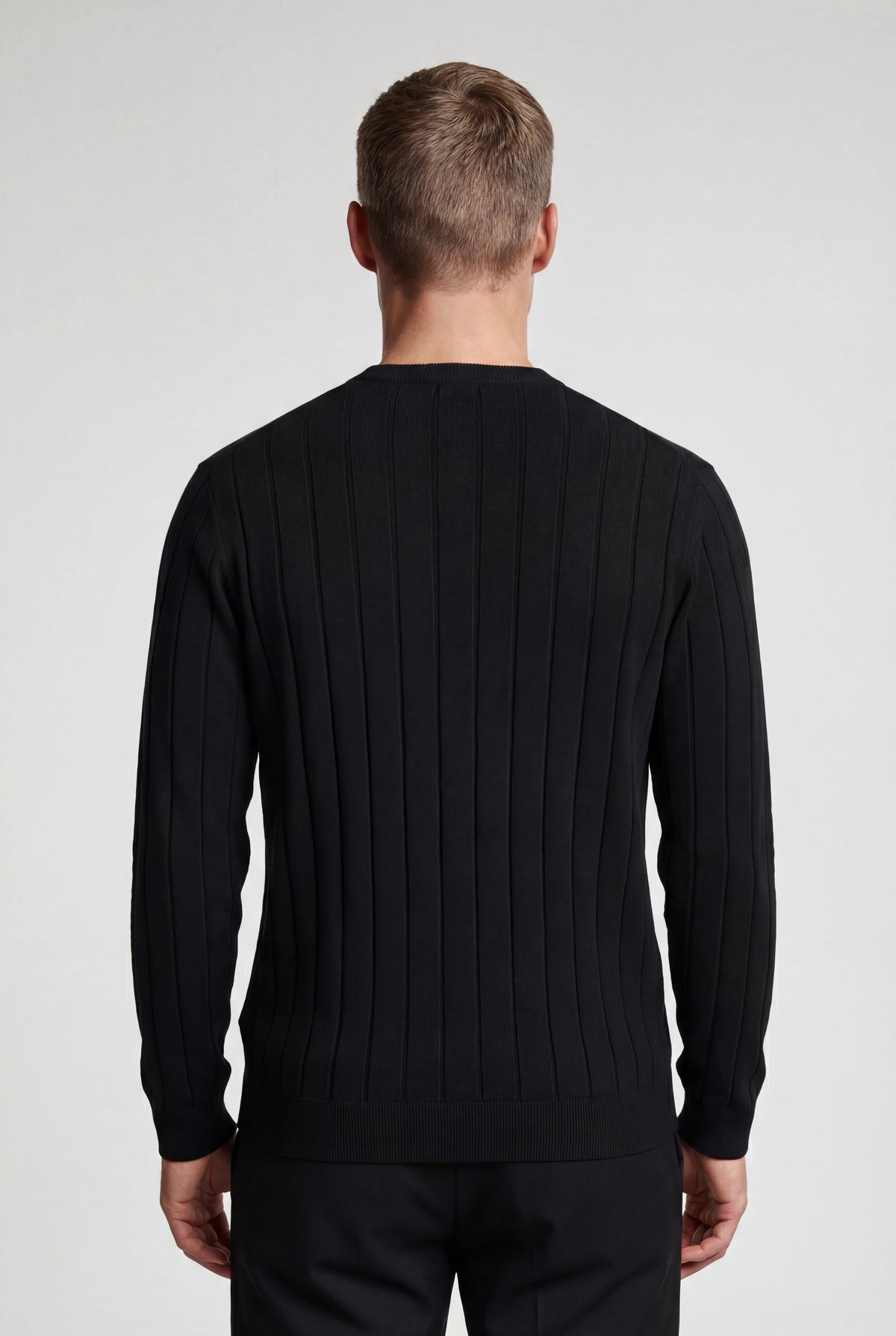Ribstrikket herresweater med rund hals - Langærmet - Sweater - Valmont Wear