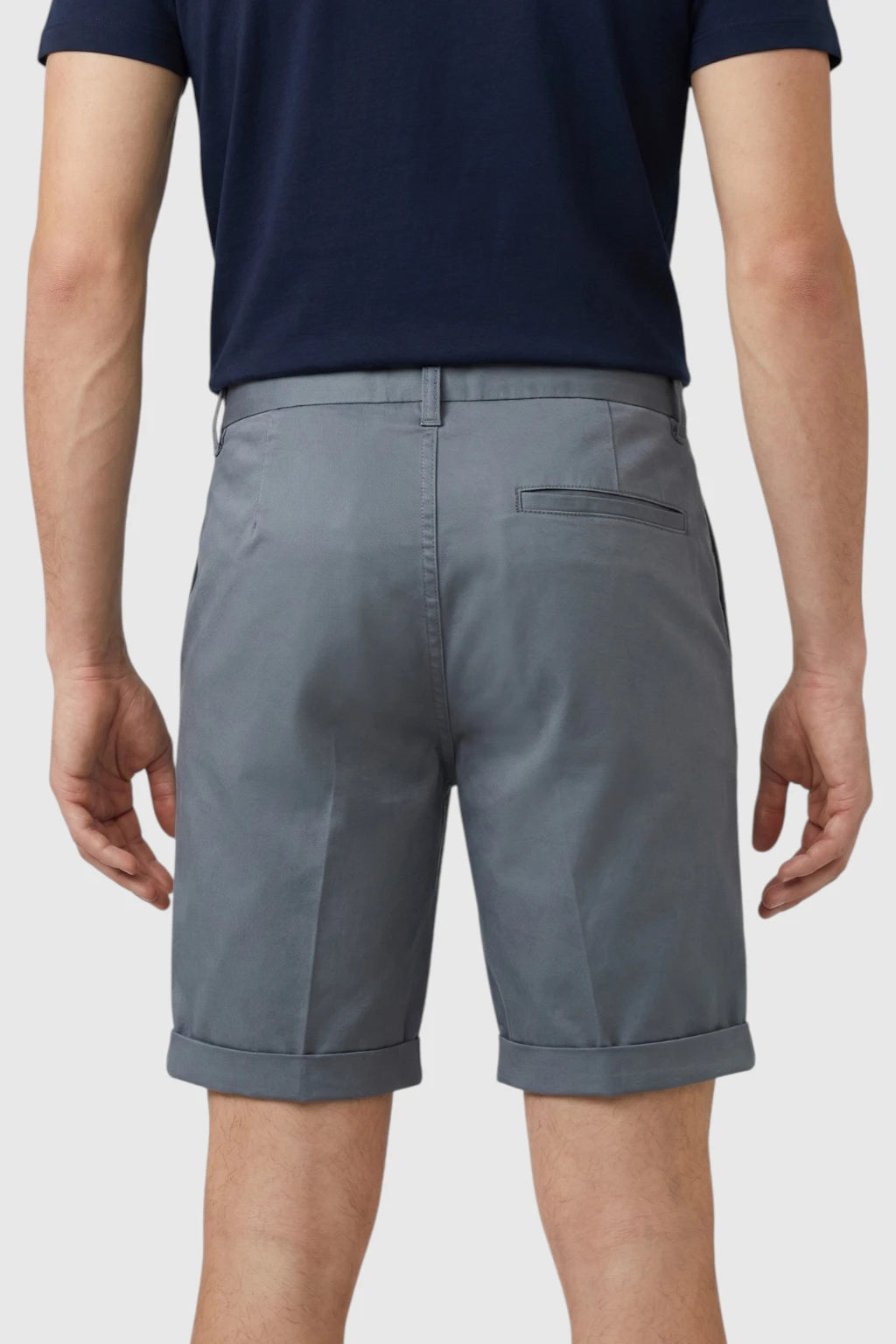 Herreshorts med læg og lommer – skifergrå og alsidige