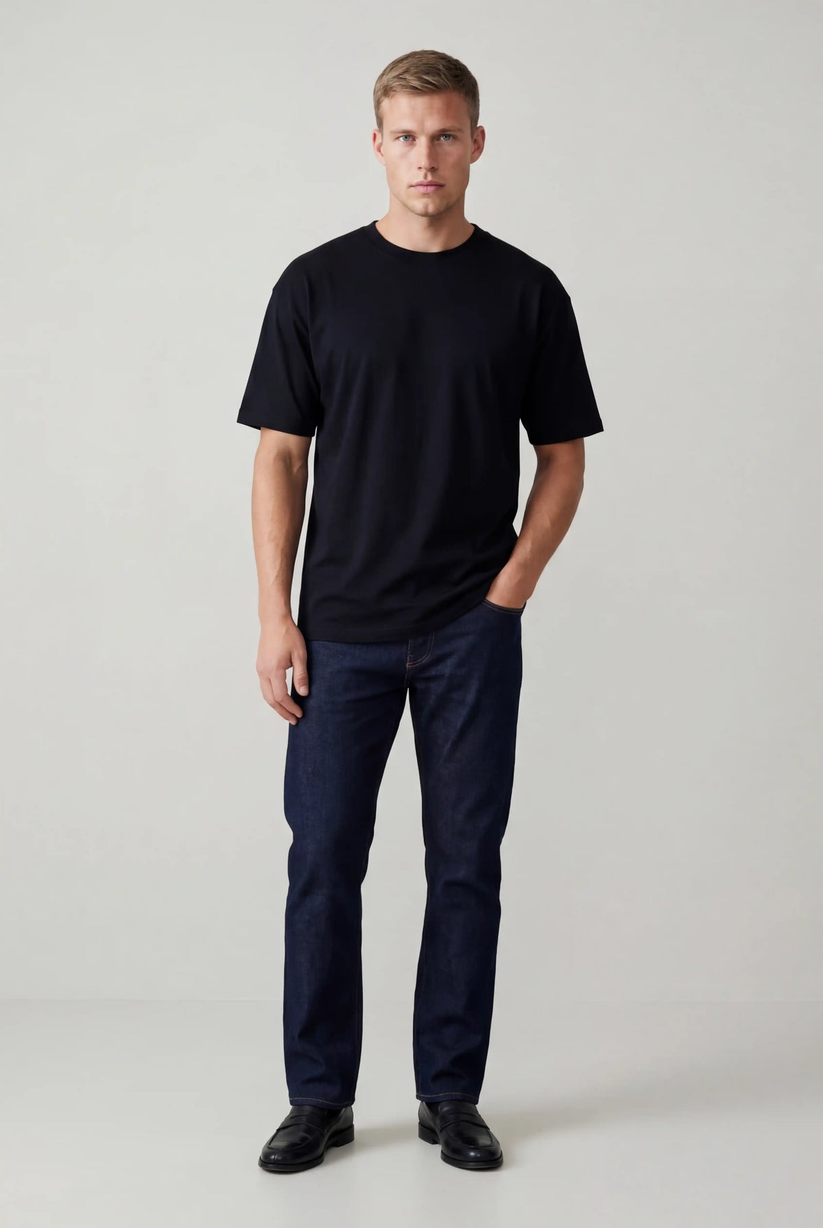 Herre T-shirt i Bomuld - Åndbar Kortærmet Rund Hals - Sort - Herre T-shirts - Valmont Wear