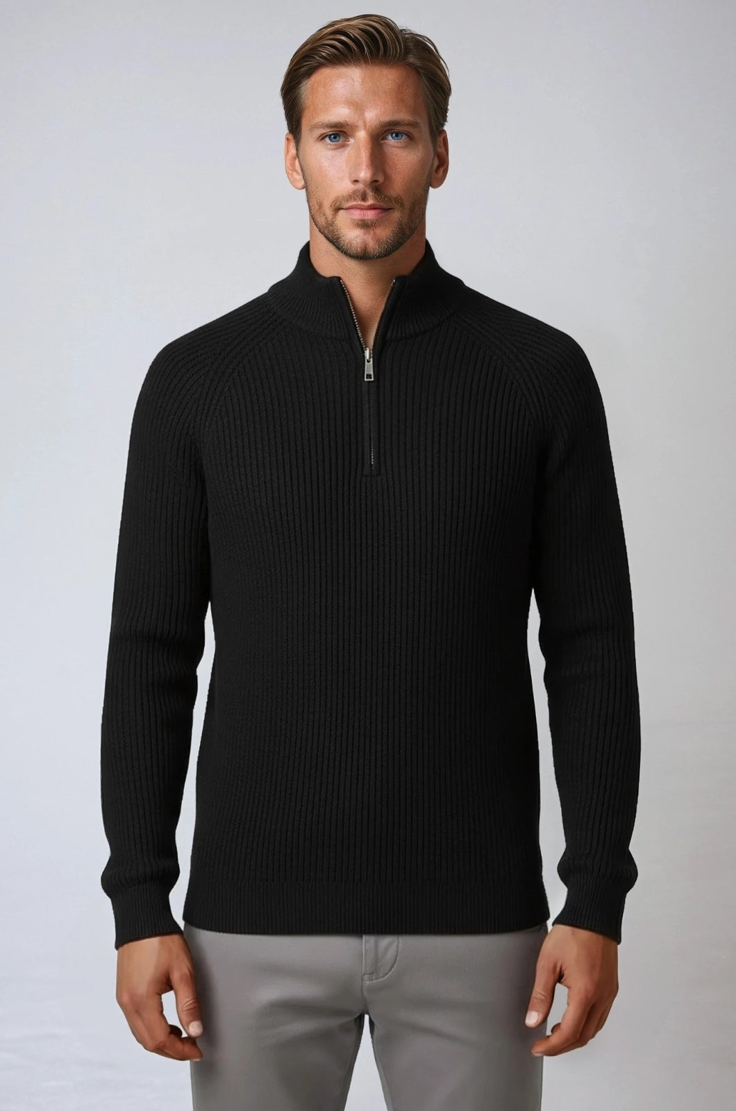 Herre Half-Zip Striktrøje med Ståkrave – Sort - Sort - Striktrøje - Valmont Wear