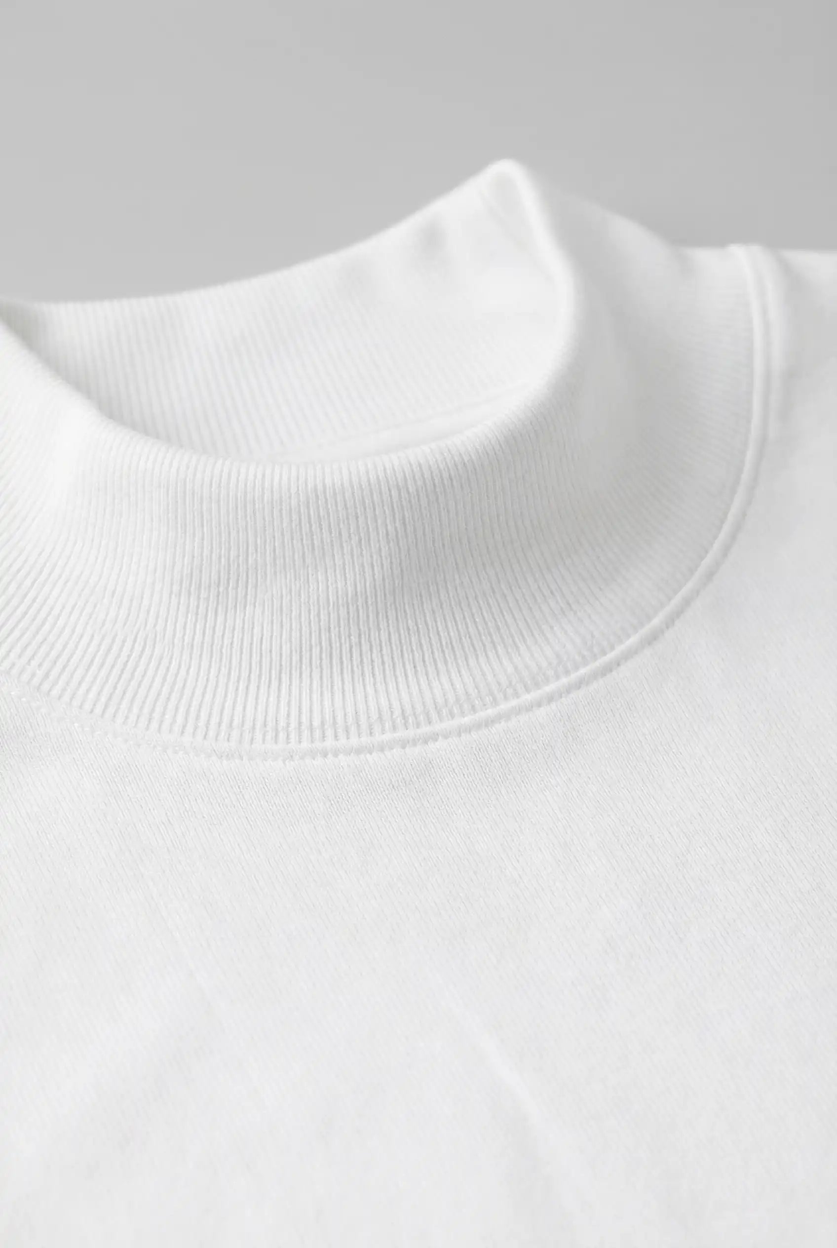 Herre Ribstrikket Mock Neck Slim Fit T-Shirt – Hvid