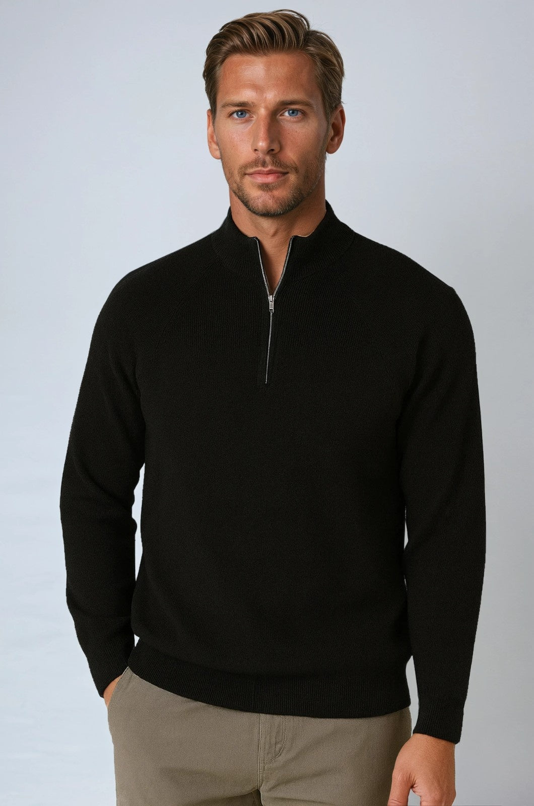 Herre Half-Zip Striktrøje med Ståkrave – Sort - Sort - Striktrøje - Valmont Wear