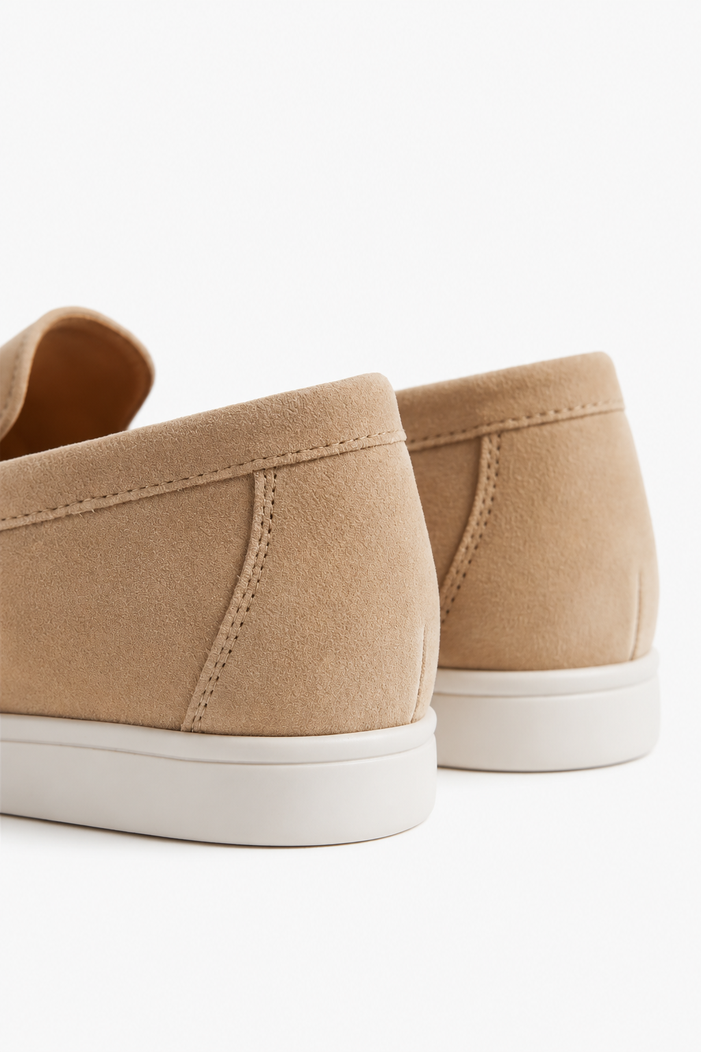 Beige Ruskind Loafers til Mænd – Elegante slip-on sko i ægte læder - - Loafers - Valmont Wear
