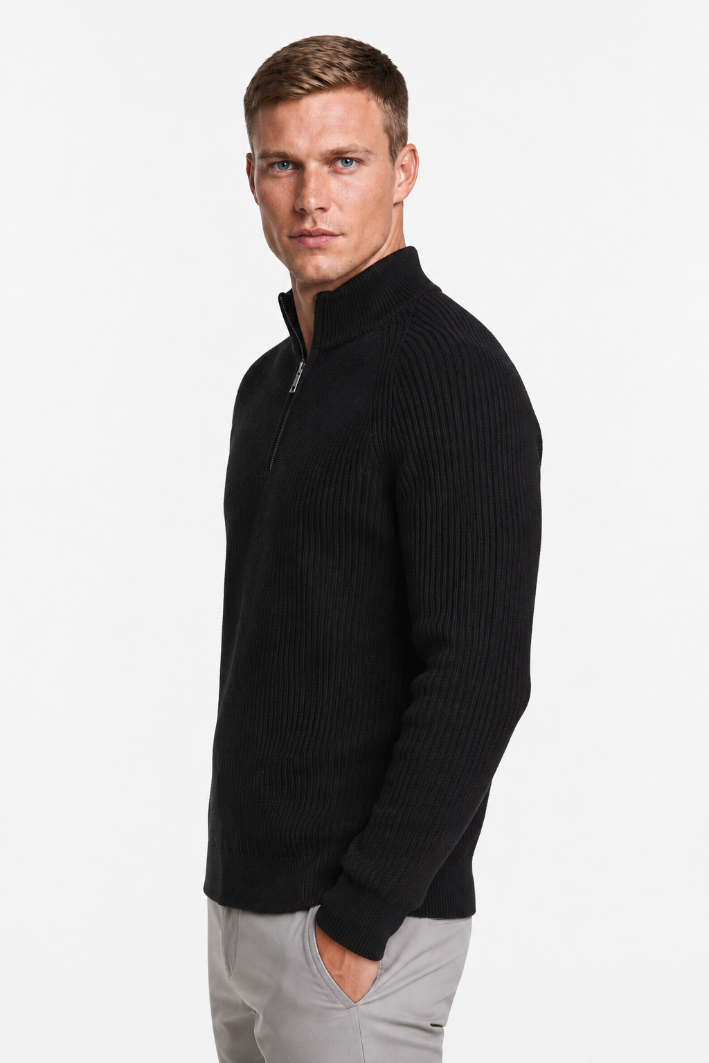 Striktrøje til mænd med halv lynlås og ståhals i sort strik - - Sweatre - Valmont Wear