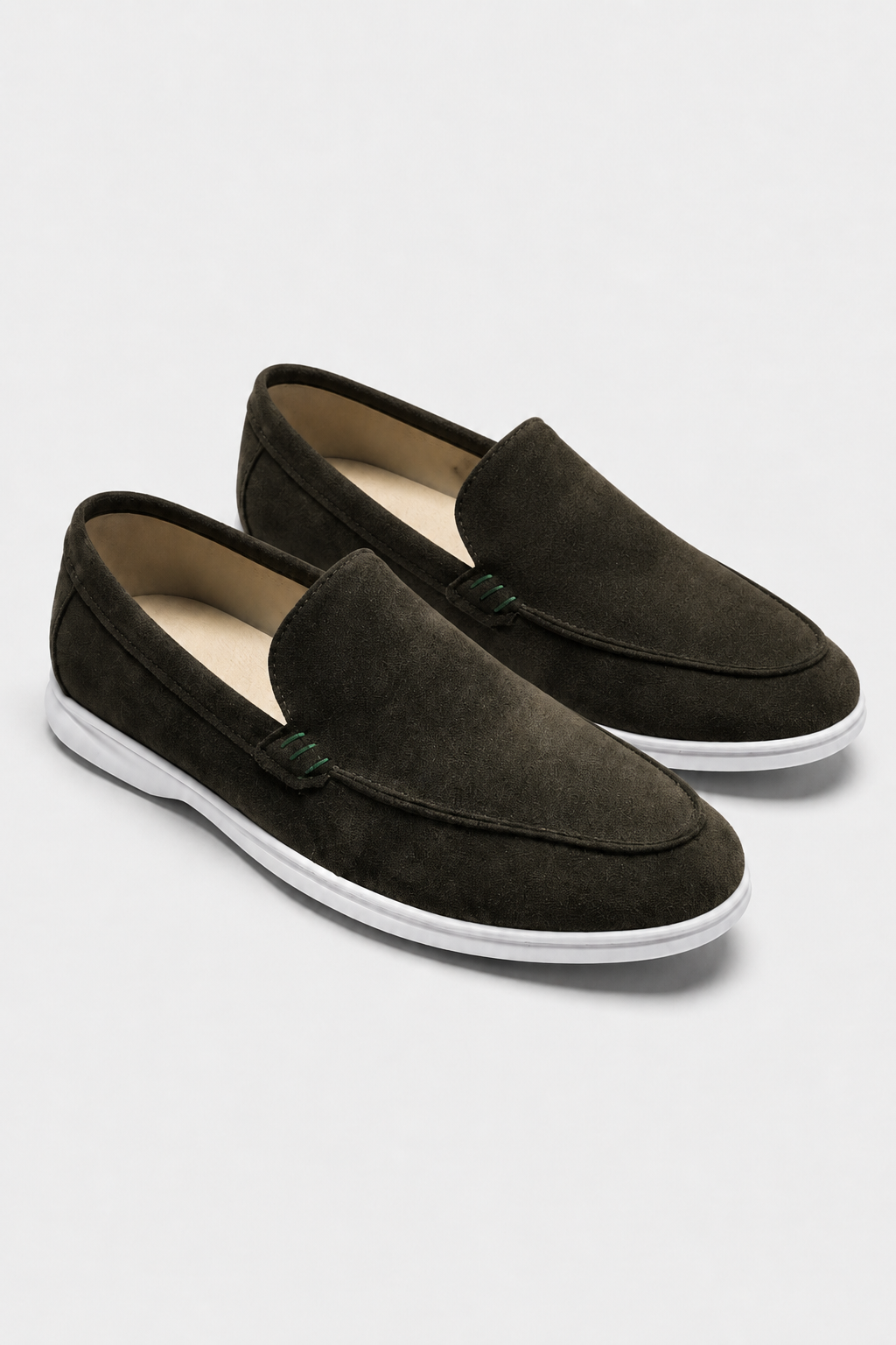Miesten tummanvihreät mokkanahkaiset penny loafers – ylelliset italialaiset miesten kengät