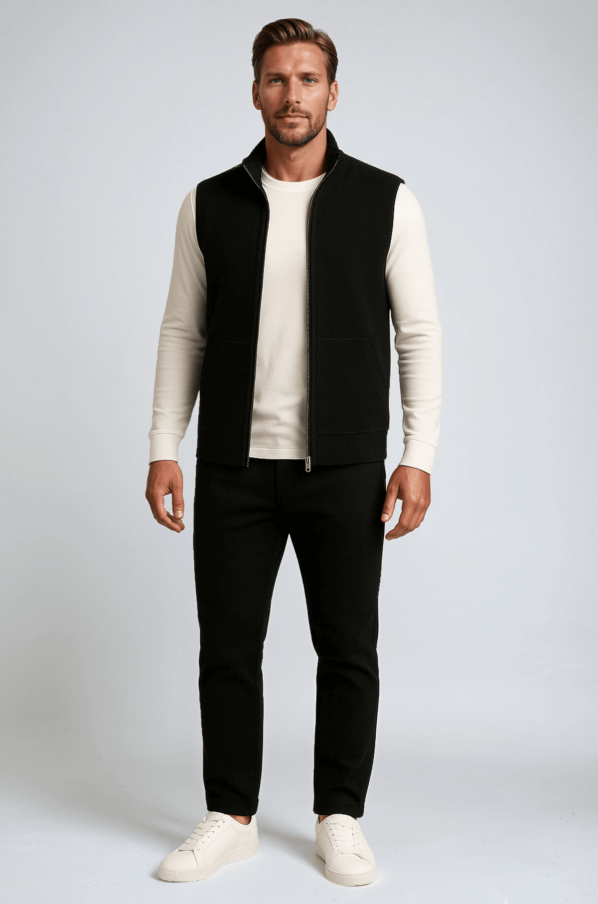Klassisk Sort Strikket Ærmeløs Vest - - Veste - Valmont Wear