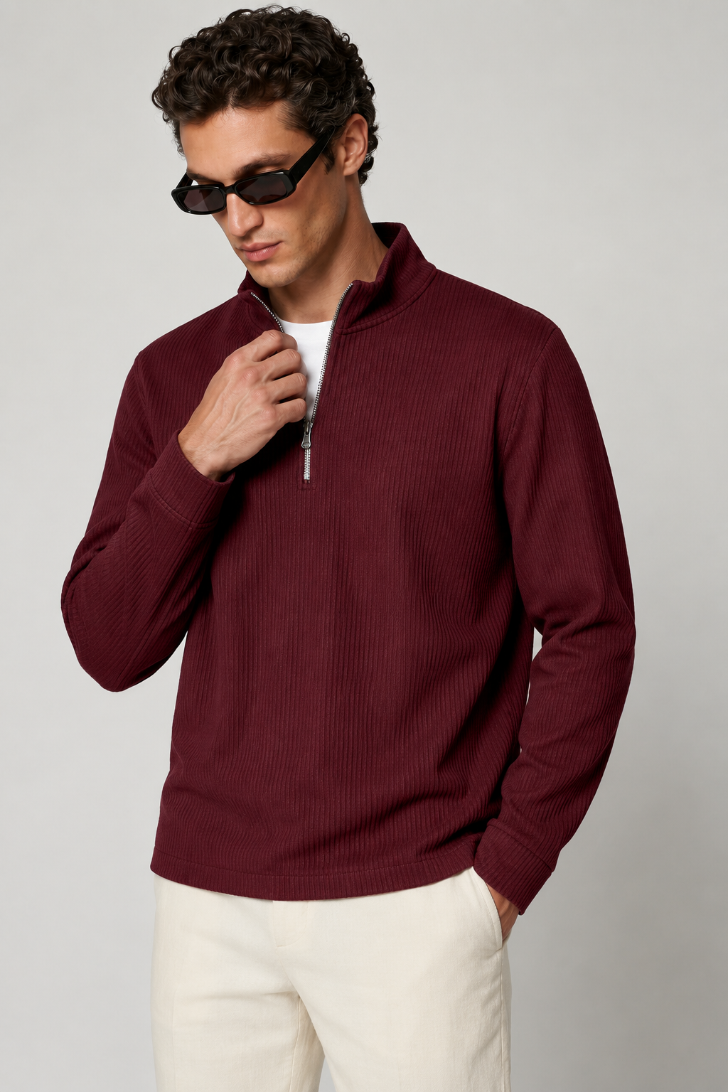 Maglione da uomo con mezza cerniera in bordeaux – Morbido maglione con collo alto classico