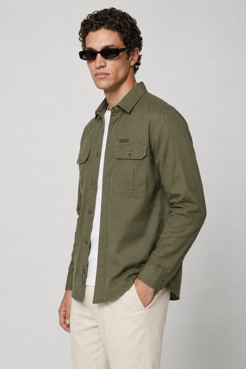 Overshirt-jacka för män i linne - olivgrön regular fit