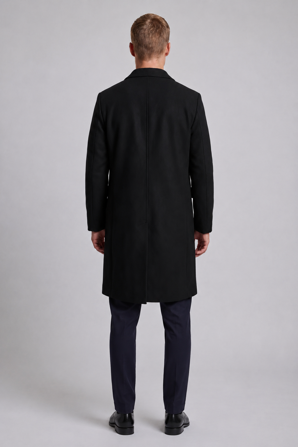 Sort Frakke til Mænd - Enkeltradet Regular Fit - Premium Tekstilfiber - - Jakker - Valmont Wear