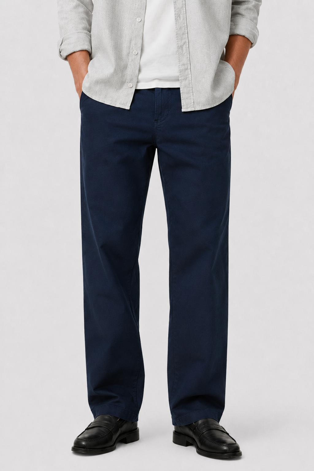 Mørkeblå chinos til mænd i uldblanding – løs pasform, perfekte til hverdag og fritid - - Chinos - Valmont Wear