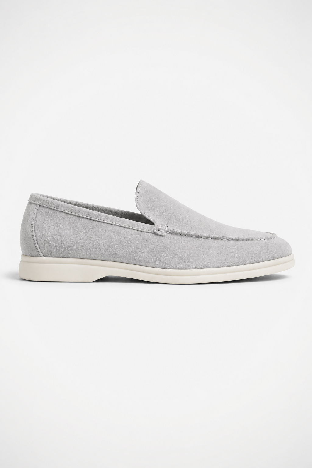 Hellgro Penny-Loafers aus Veloursläder fir Hären – handgemaacht italienesch Häreschong