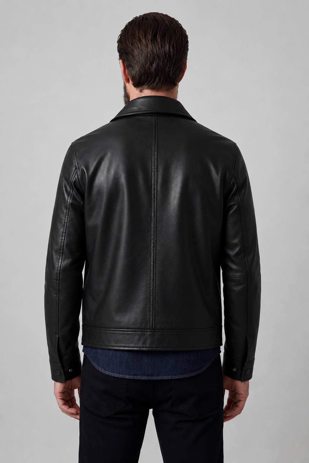 Herrenjacke in schwarzem Lederlook mit Reißverschluss