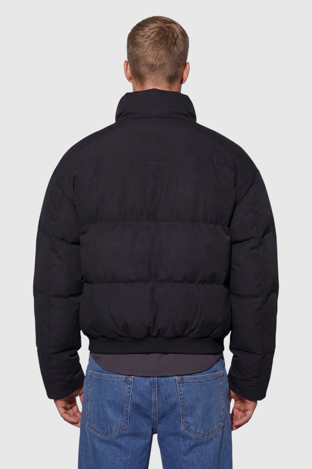 Kort Pufferjakke til Mænd – Quiltet – Sort