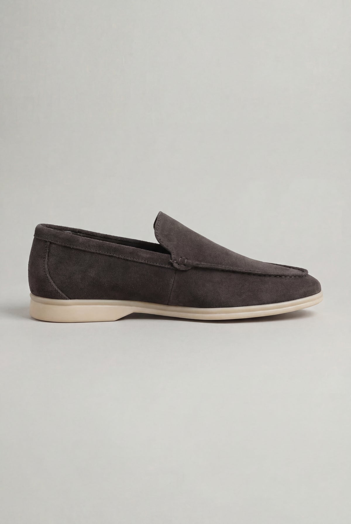 Mokkasiner til Mænd: Chokoladebrune Ruskind Loafers - Komfortable Herresko - - Loafers - Valmont Wear