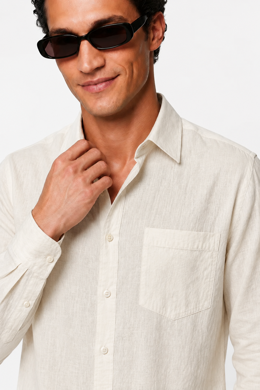 Chemise homme couleur sable en polyester, col classique, poche poitrine