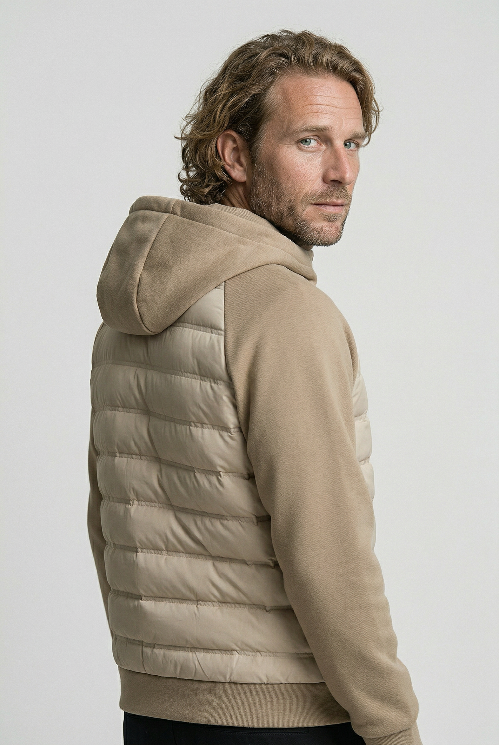 Løs pasform hættejakke med dun - Khaki Beige - Jakker - Valmont Wear
