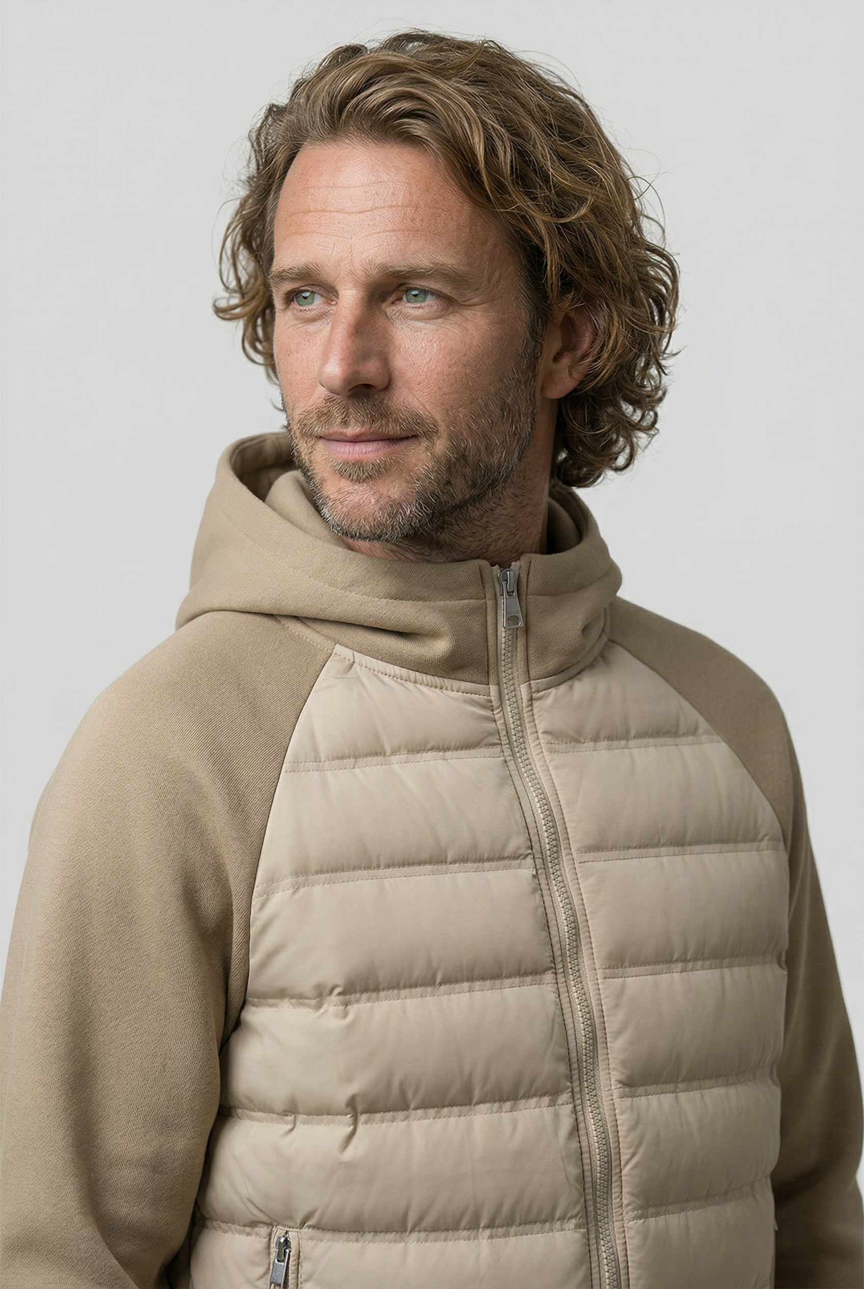 Løs pasform hættejakke med dun - Khaki Beige - Jakker - Valmont Wear