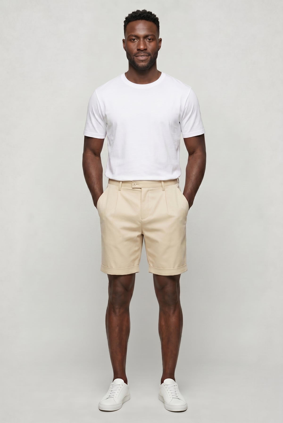 Valmont Wear off-white hør shorts model hero