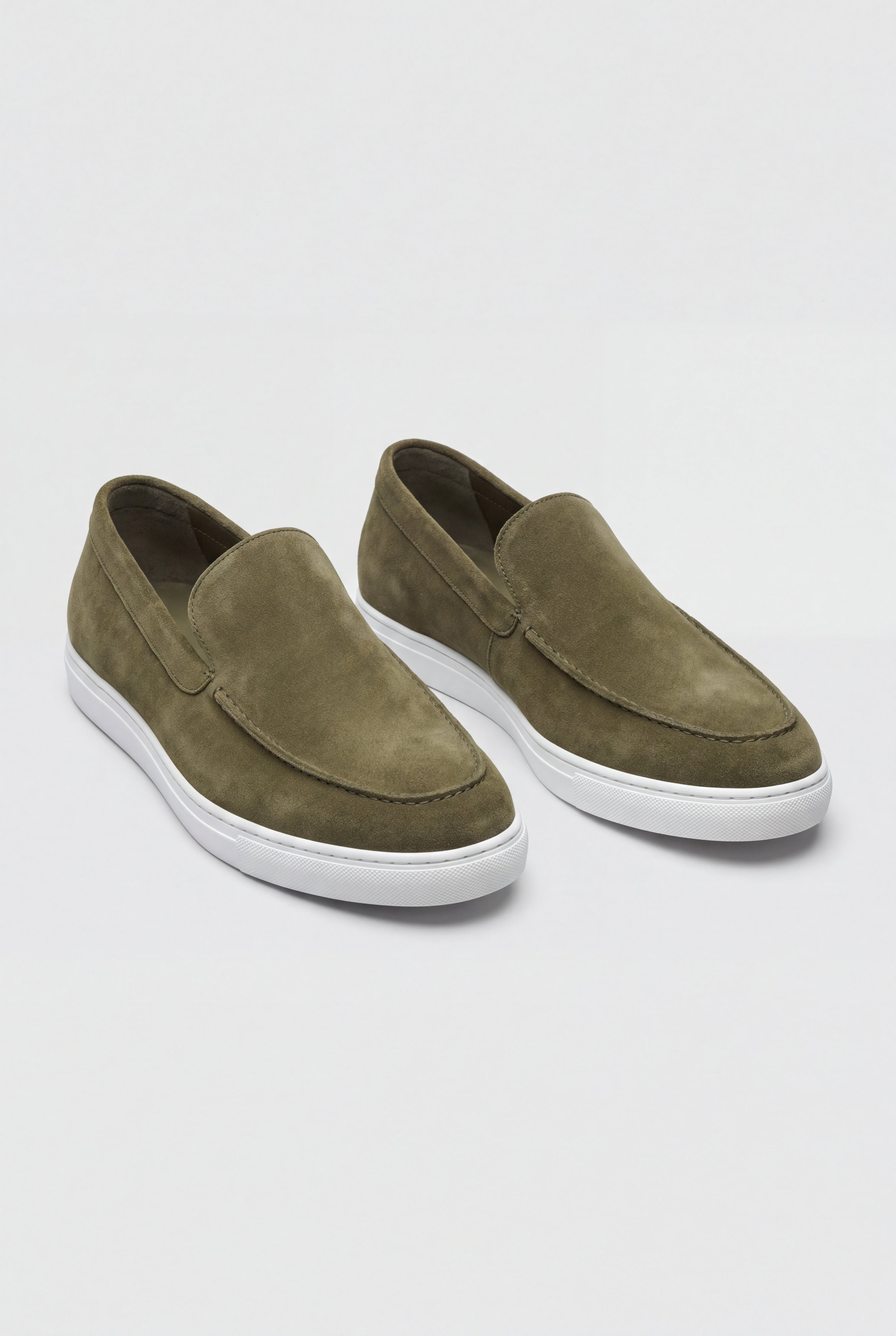 Ensemble d'été complet pour hommes - Polo en maille, short en lin & mocassins en daim - Vert olive & crème blanc