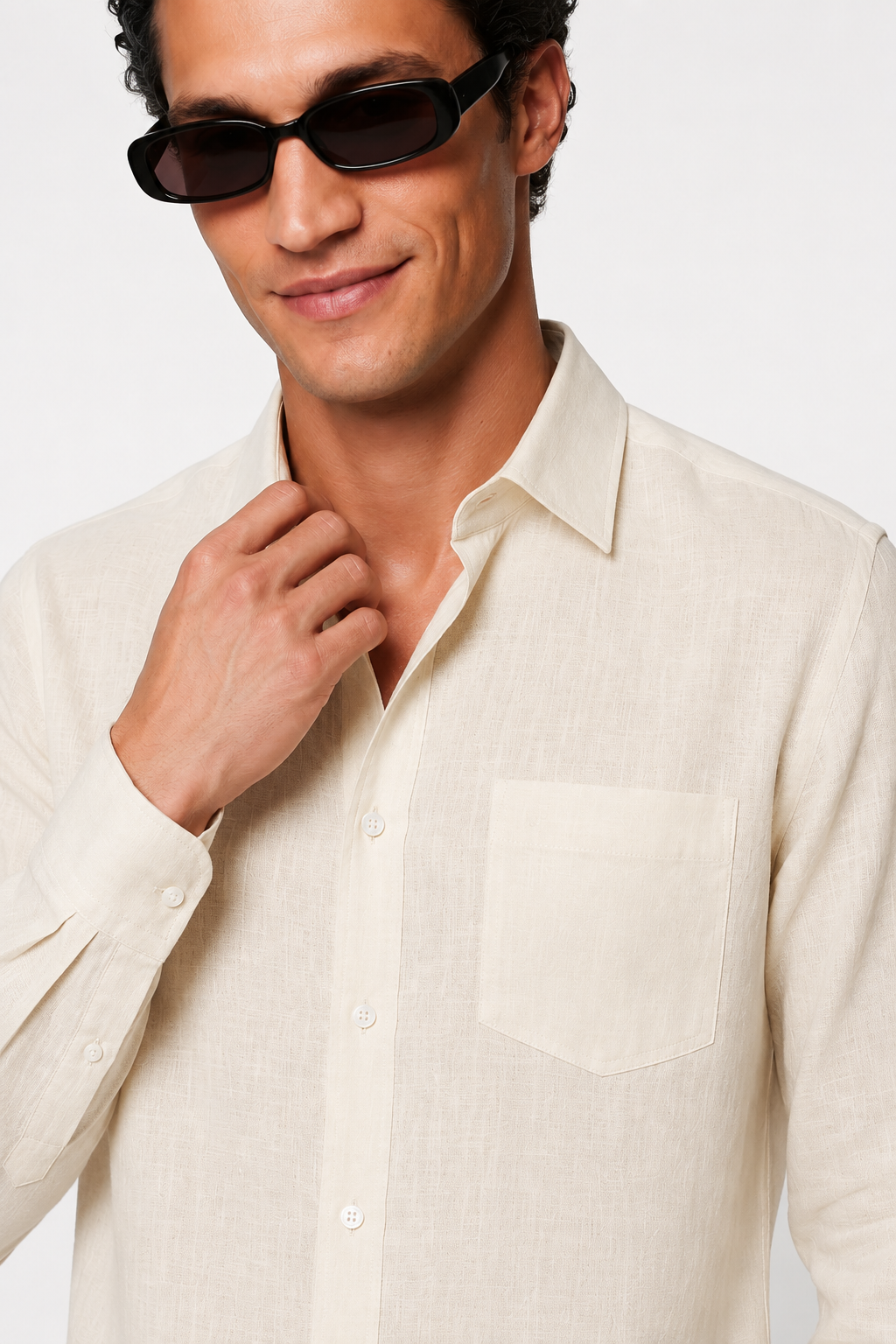 Linnen Skjorte i Premium Hør - Sand - Klassisk Sommer Skjorte - - Skjorter - Valmont Wear
