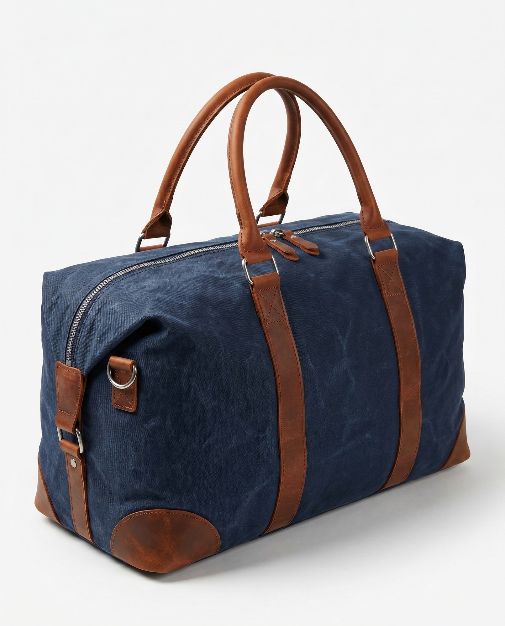 Vokset Canvas Sportstaske til Mænd - Marineblå med Cognac Læder - - Taske - Valmont Wear
